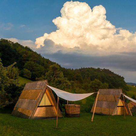 Glamping - Ekoloska Kmetija Kozman Žalec Zewnętrze zdjęcie
